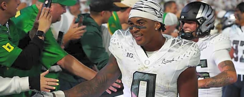 Newest Nike Sneaker Release Calls Back to Popular Oregon Ducks Uniform