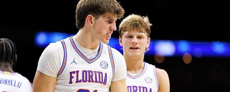 Gators Hang on to Top-10 Position in Latest AP Poll