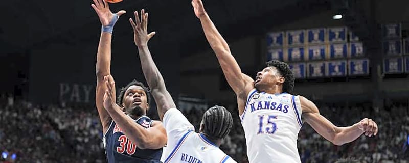 Why Are Kansas’ Big Men Struggling, and How Can They Get Back on Track?
