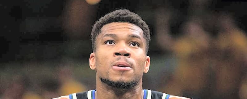 Analyst Floats Massive Knicks, Giannis Antetokounmpo Trade