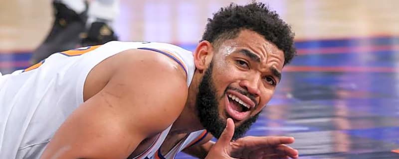 Knicks Dodge Major Karl-Anthony Towns Injury Scare