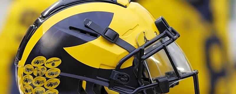 Official: Michigan football signs transfer portal running back