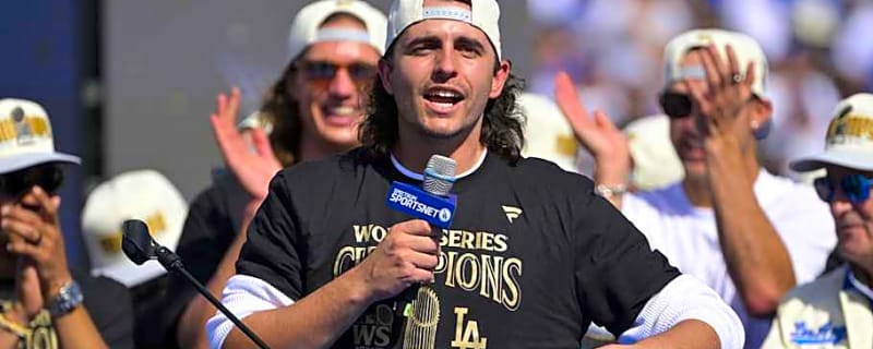 Brent Honeywell Joins the List of Ex-Dodgers to Cross the Rivalry Boundaries