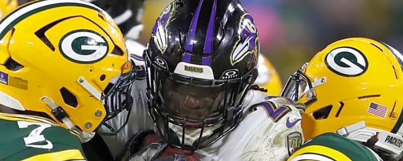 Packers’ Run Defense Implodes, And Timing Could Hardly Be Worse