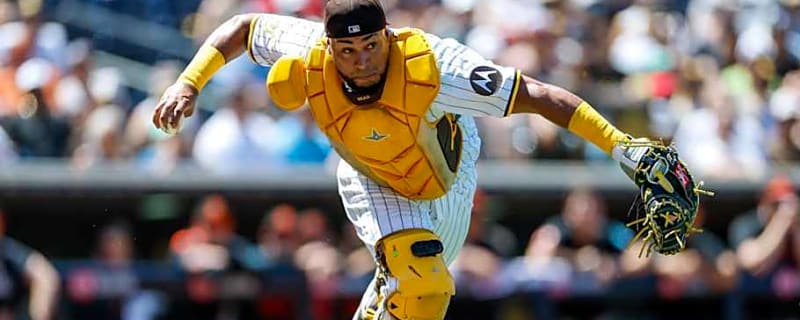 Royals Sign One-Time All-Star Catcher Away From Padres