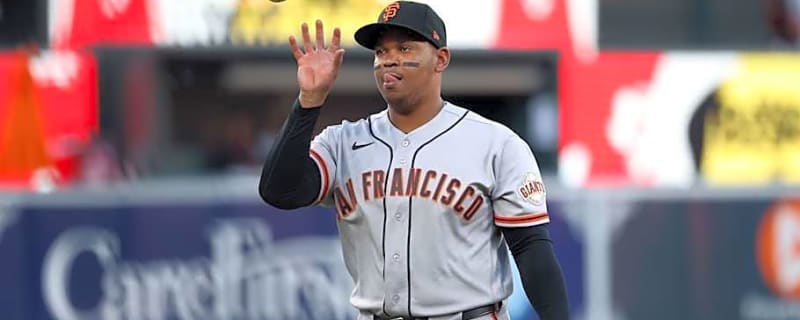 First baseman Rafael Devers drawing sharp criticism from Giants fans & media