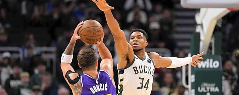 Bucks Almost Paired Giannis Antetokounmpo with Future Hall of Famer Before Myles Turner Trade