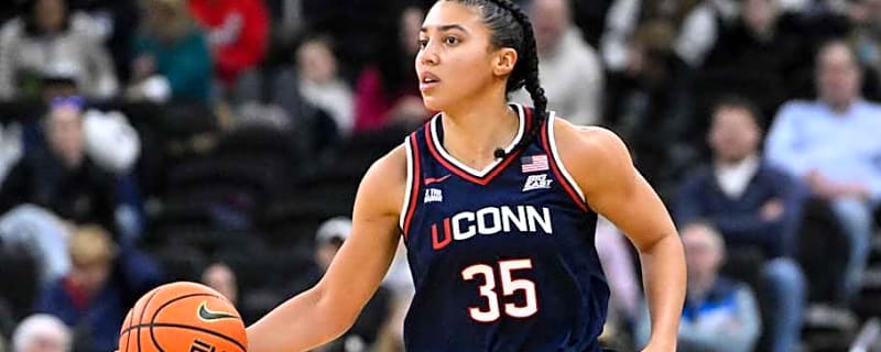 Azzi Fudd Explains UConn’s Sloppiness After Strong Start