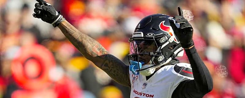 DeMeco Ryans Delivers Emotional Message About Tank Dell