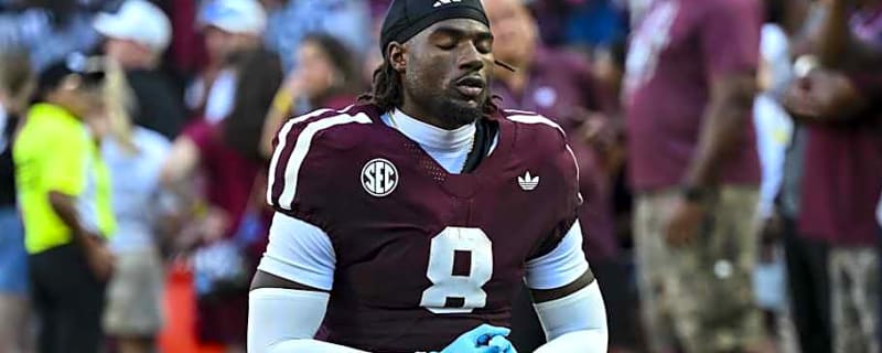 Le'Veon Moss Sends Heartfelt Goodbye Message to Texas A&M