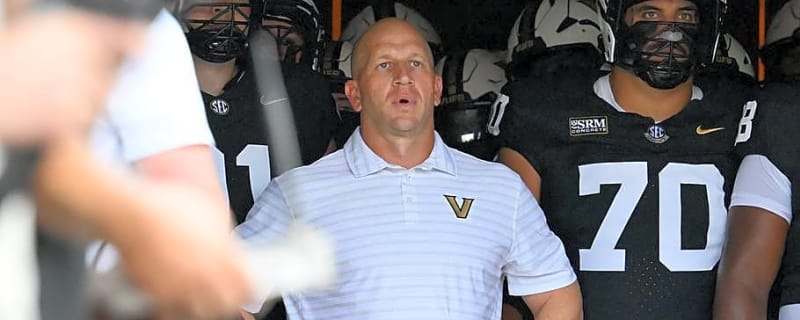 Vanderbilt Football Game Ends With Weather Delay