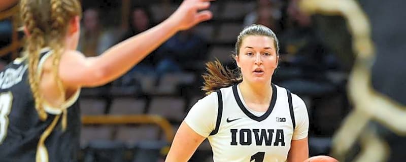 Iowa's Bench Players Continue To Pull Their Weight