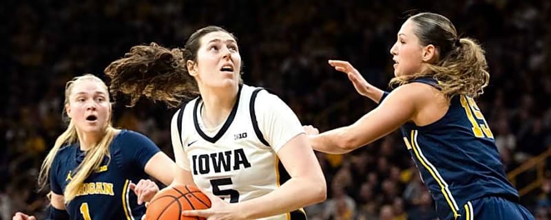 Iowa's Ava Heiden Brings Home Another B1G Award