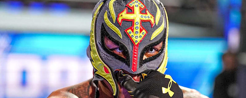 WWE Hall of Famer Rey Mysterio Reveals When He Will Return From Injury