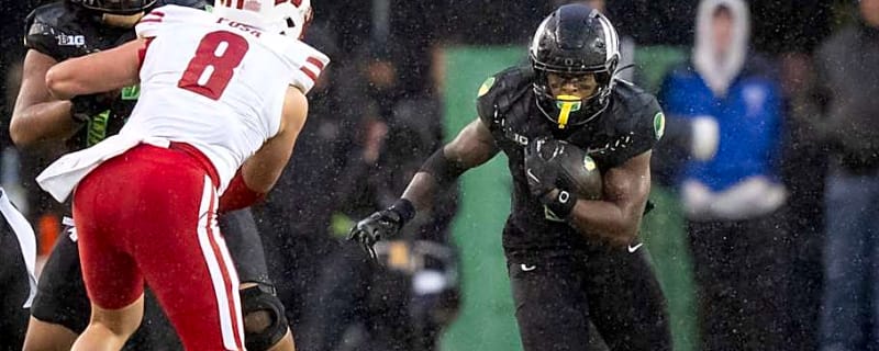 Badgers breakout freshman linebacker promises loyalty to Wisconsin: &#39;We here to stay&#39;