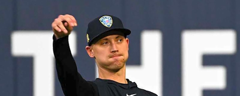 Former Pitcher Reveals Yankees Never Made Free Agent Offer