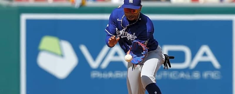 Dodgers' Mookie Betts Breaks Silence on Oblique Injury