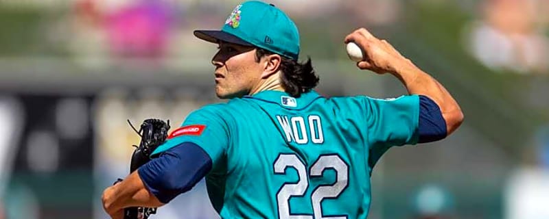 Mariners ace Bryan Woo talks about being a more vocal leader in 2026