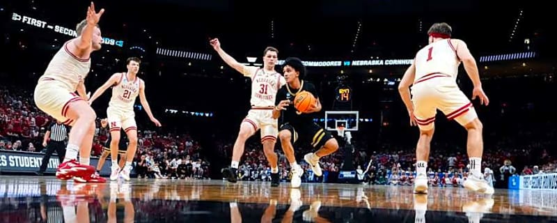 From Breakthrough to Belief, Nebraska Enters Sweet 16 Expecting More