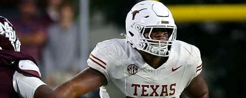 Texas' Offensive Line Takes Shape on Day 1 of Fall Camp