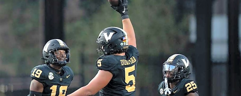 Vanderbilt Defensive Lineman Speaks on his Long-Awaited Return to the Field This Season