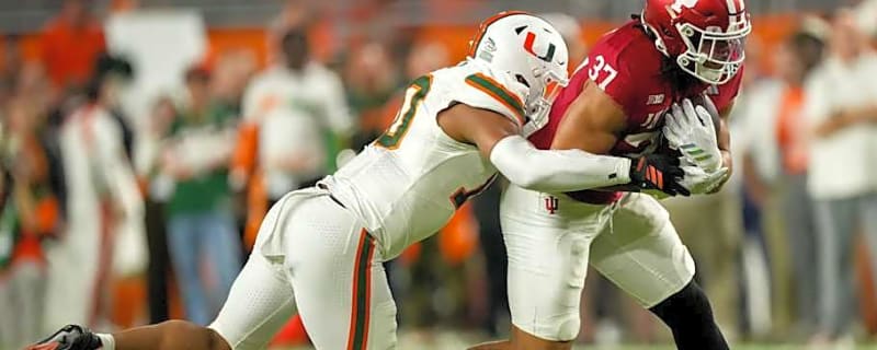 Bears' Interest in Another DB Can Suggest Veteran's Role Change