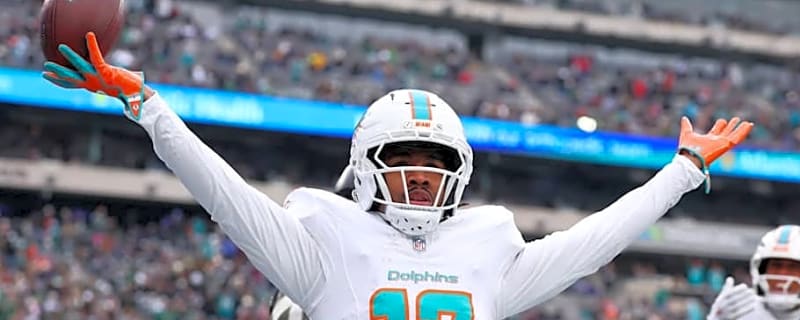 Examining Waddle's Comments on Midseason Trade Rumors