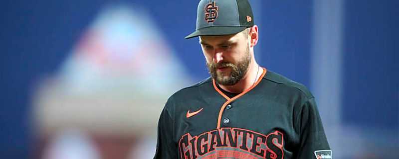 The Giants get crushed by the Pittsburgh Pirates, 13-3, in another embarrassing loss