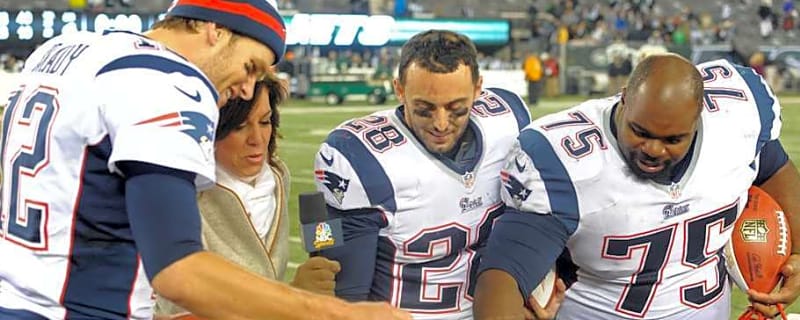 Patriots Legend Tom Brady Remembers Viral Turkey Chomp