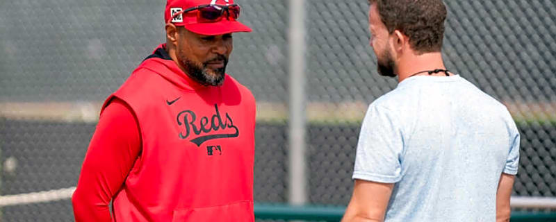 Barry Larkin Questions Reds’ Commitment to Struggling Infielder