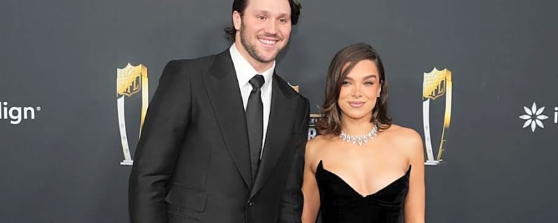 Josh Allen’s wife Hailee Steinfeld debuts baby bump at Golden Globes as Bills win big