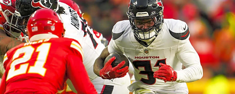 Report: Veteran RB Turned Down Broncos to Sign with Chiefs