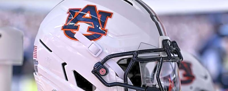Auburn Offers Another IMG Academy Offensive Lineman
