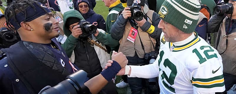 Tormented Bears fans should sack Aaron Rodgers&#39; feeble olive branch