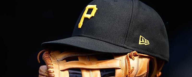 Former MLB Exec Pitches Cubs Blockbuster with Pirates to Address Pitching Woes