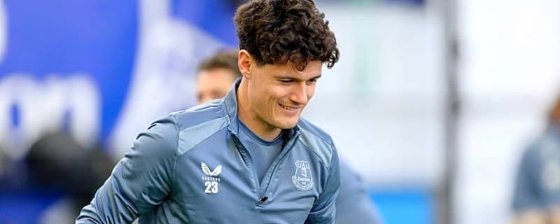 Moyes given Huge midfield boost ahead of Premier League return