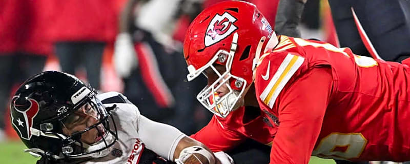 Chiefs Hoping Superhero Lunchpail Mentality Has Bonus Dessert