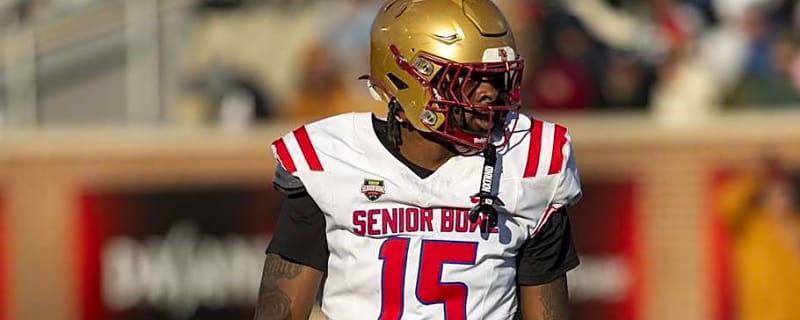 Patriots' Mike Vrabel Gives Hands-On Coaching to BC Edge Rusher