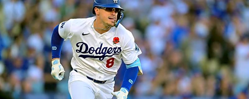 Dodgers Demote Infielder, Officially Bring Back Kiké Hernandez