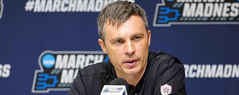 Bucky McMillan Delivers Emotional Postgame Speech to Texas A&M Players