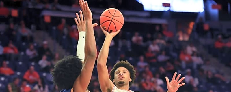 Clemson Transfer Guards Shine in West Virginia Win