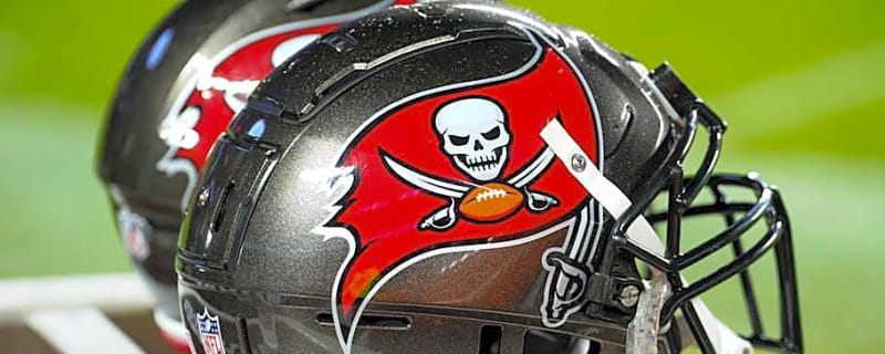 Jets Predicted to Make Splash, Sign 29-Year-Old CB From Buccaneers