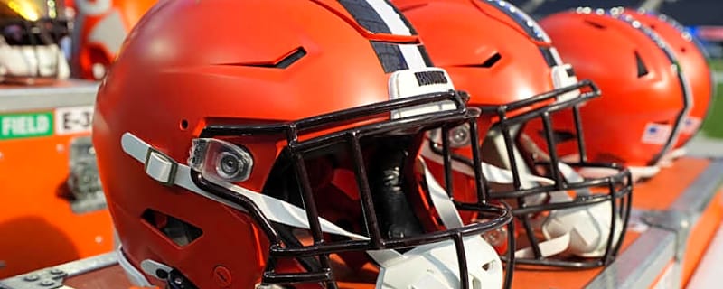 Cleveland Browns Linked to Trading for Former First-Round Quarterback This Offseason