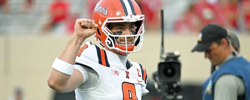 Illinois' Luke Altmyer Makes Big Ten History in Win Over USC