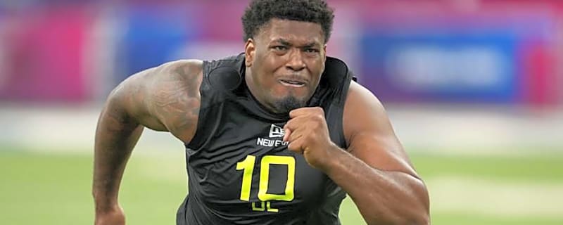 NFL Mock Draft: 49ers Take Defensive Lineman in Round 3