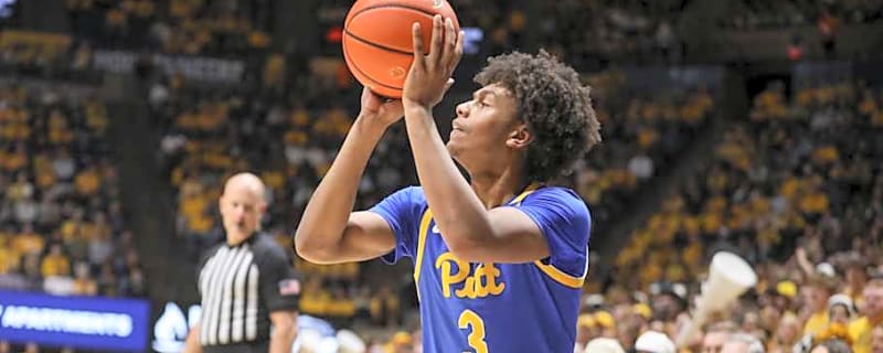 Pitt Guard Returns From Injury vs. Texas A&M