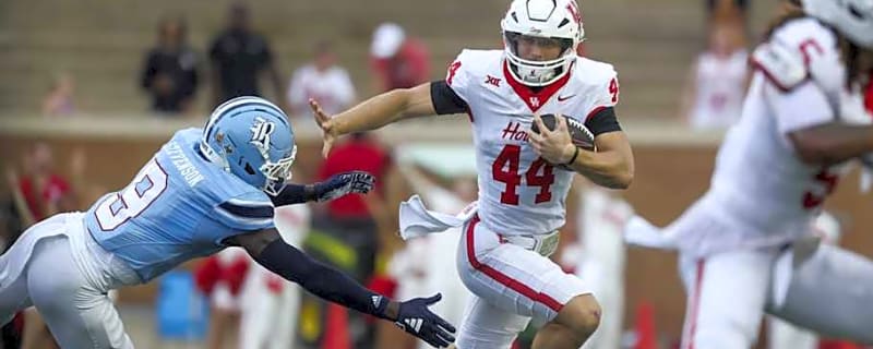 Houston Cougars RB Dean Connors Excels Against Former Team