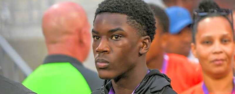 Oklahoma Offers Blue-Chip Defensive Back Prospect from East Coast