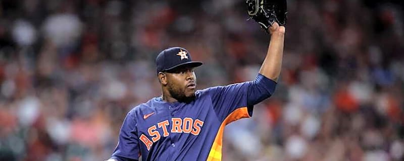 Royals Have 3 Non-Roster Pitchers Battling for Opening Day Spot: Insider