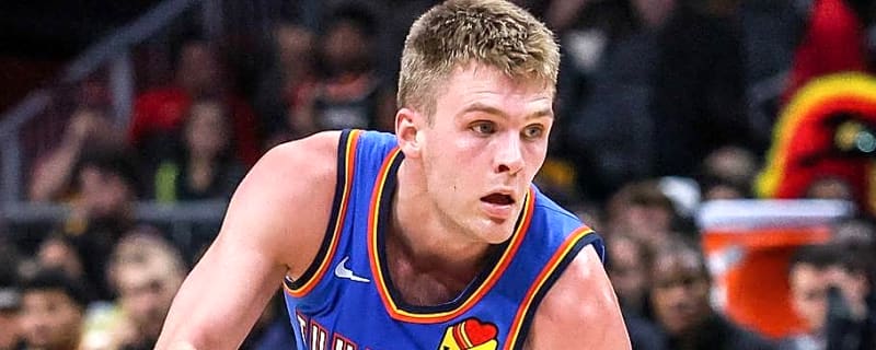 Bennett Stirtz Continues To Impress During the Preseason